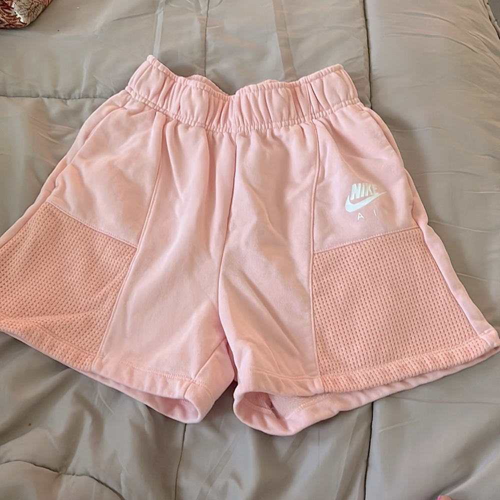 Nike Air women’s fleece shorts, pink